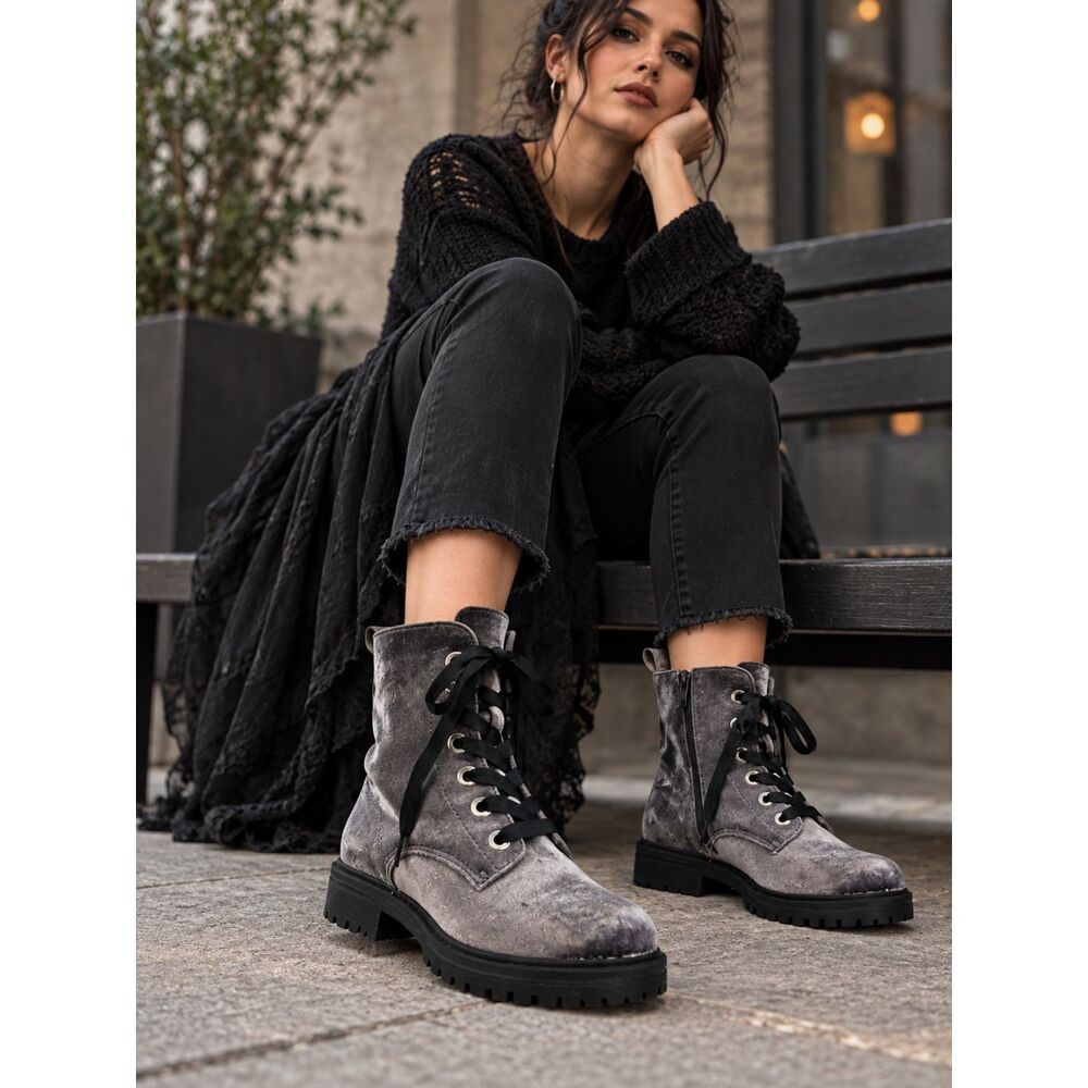 Mossimo Supply Co. Rihanna Gray Velvet Lace Up Combat Boots Women Size 7